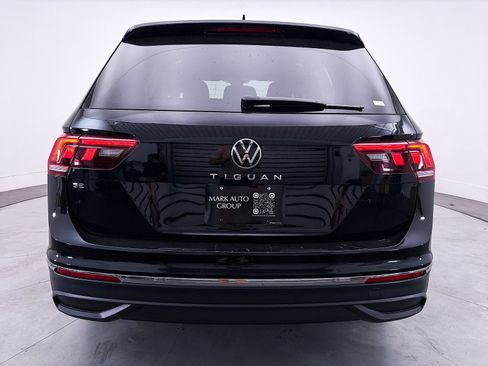Used 2022 Volkswagen Tiguan SE FWD image 14