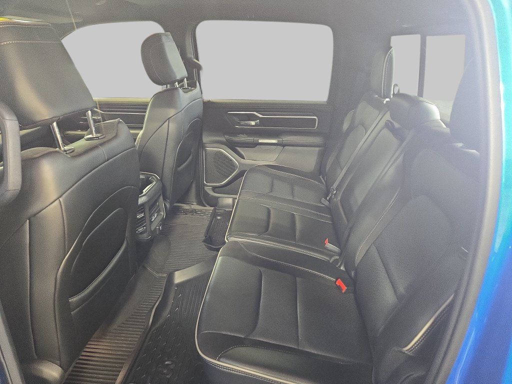 Used 2023 RAM 1500 Laramie AWD/4WD image 16