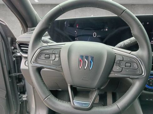 Used 2025 Buick Envista Sport Touring FWD image 21