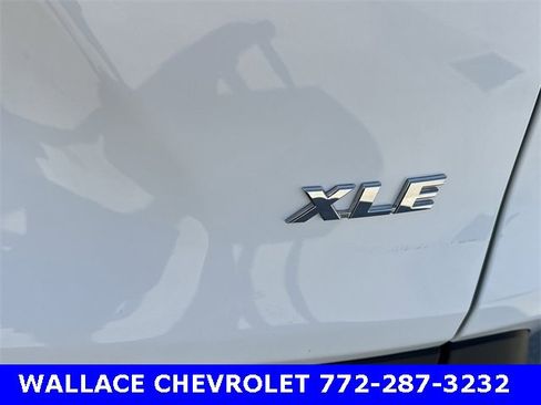 Used 2023 Toyota RAV4 XLE w/ Convenience Package image 10