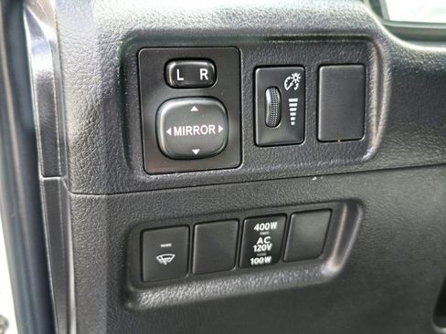 Used 2018 Toyota 4Runner SR5 Premium AWD/4WD image 31