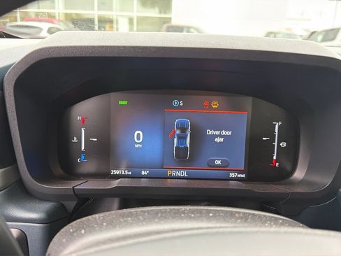 Used 2025 Ford Maverick XL FWD image 4