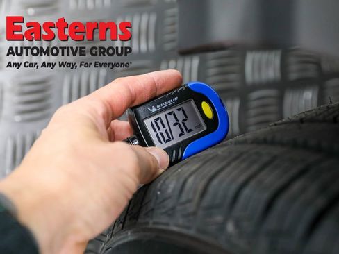 Used 2024 Subaru Crosstrek 2.0i Premium image 27