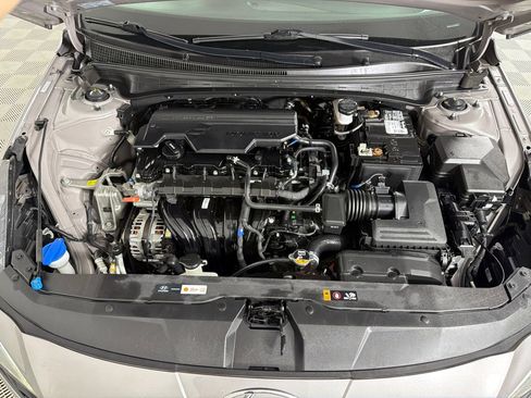 Used 2022 Hyundai Elantra SEL w/ Convenience Package FWD image 23