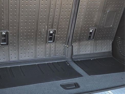 Used 2025 Chevrolet Tahoe RST w/ Comfort Package image 10