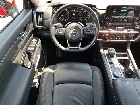 Certified 2024 Nissan Pathfinder SL w/ Cargo Package AWD/4WD image 11