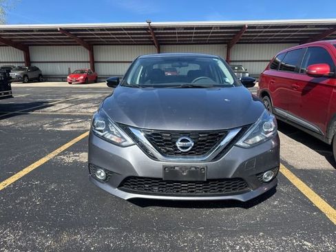 Used 2017 Nissan Sentra SR w/ SR Midnight Edition image 16