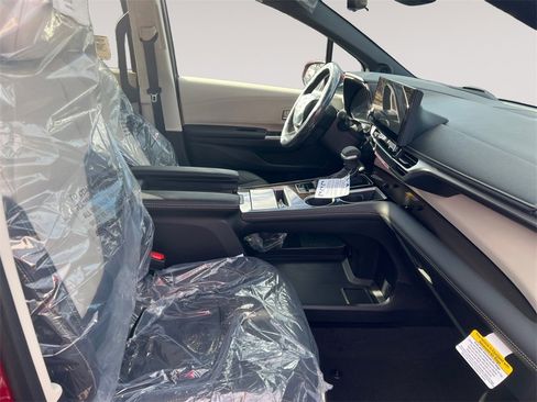 New 2026 Toyota Sienna Platinum image 15