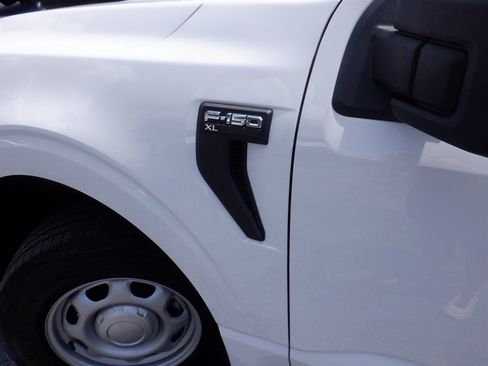 Used 2022 Ford F150 XL w/ Equipment Group 101A High RWD image 18