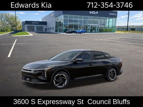 New 2026 Kia K4 EX FWD image 3