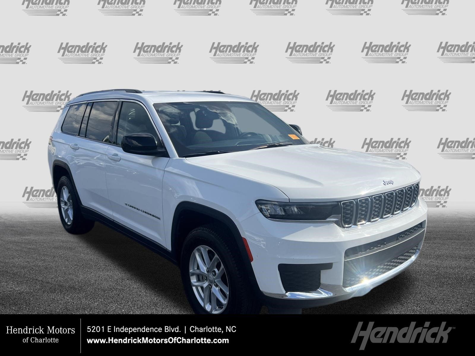 Used 2023 Jeep Grand Cherokee L Laredo AWD/4WD image 1