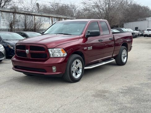 Used 2018 RAM 1500 Express image 2