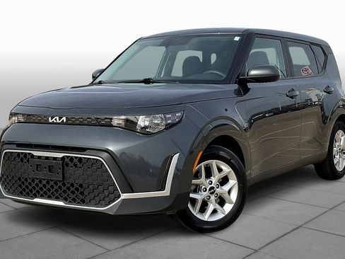 Used 2024 Kia Soul LX w/ Option Group 015 image 2