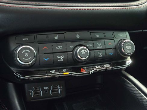 Used 2021 Dodge Durango R/T AWD/4WD image 31