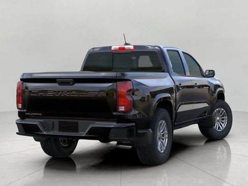 Used 2026 Chevrolet Colorado LT w/ LT Convenience Package AWD/4WD image 4