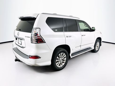 Used 2018 Lexus GX 460 Premium w/ Premium Package AWD/4WD image 9