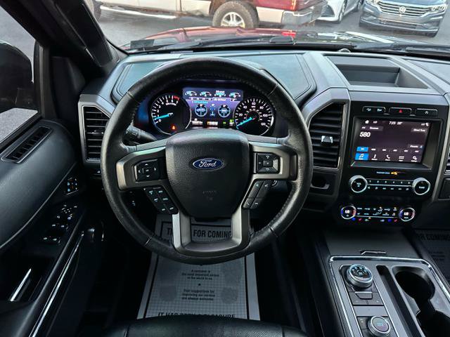 Used 2019 Ford Expedition XLT w/ Equipment Group 202A AWD/4WD image 22