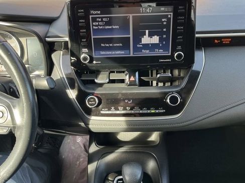 Used 2022 Toyota Corolla SE image 16