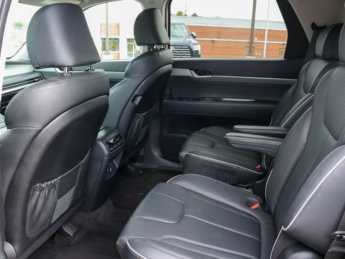 Used 2025 Hyundai Palisade SEL AWD/4WD image 47