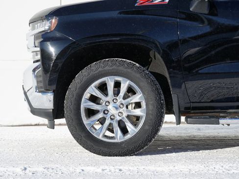 Used 2020 Chevrolet Silverado 1500 LTZ w/ LTZ Premium Package image 13