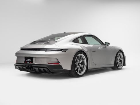 Used 2024 Porsche 911 GT3 image 3