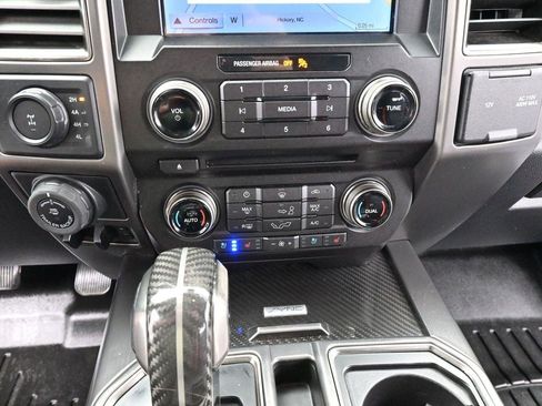 Used 2018 Ford F150 Raptor w/ Equipment Group 802A Luxury AWD/4WD image 27
