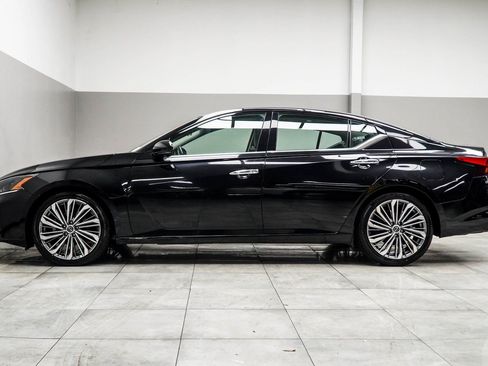 Used 2023 Nissan Altima 2.5 SL image 9