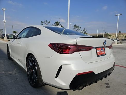 New 2026 BMW 430i Coupe w/ M Sport Package RWD image 4