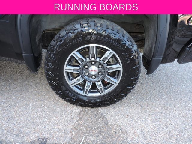 Used 2024 GMC Sierra 1500 AT4 w/ Technology Package AWD/4WD image 16