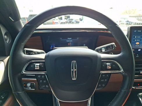 Certified 2024 Lincoln Navigator Reserve AWD/4WD image 20