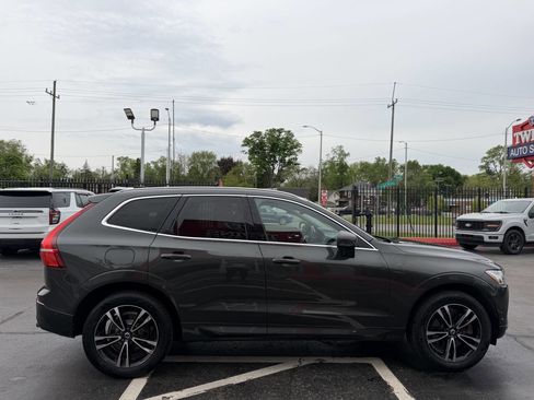 Used 2018 Volvo XC60 T6 Momentum w/ Advanced Package AWD/4WD image 4