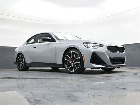 Used 2024 BMW M240i Coupe w/ Premium Package image 27