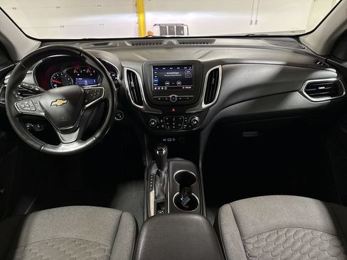 Used 2020 Chevrolet Equinox LT w/ Driver Convenience Package FWD image 10