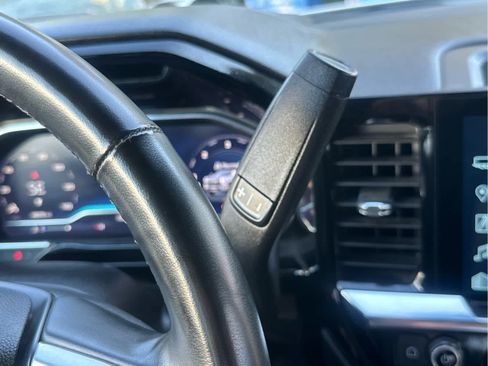 Used 2024 Chevrolet Silverado 2500 LT image 38