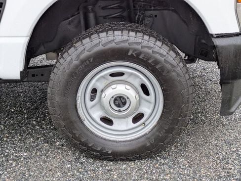 Used 2024 Ford F250 XL image 11