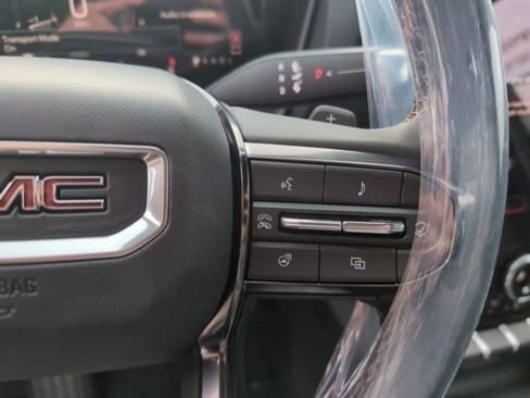 New 2026 GMC Terrain AT4 w/ Convenience Package III image 18