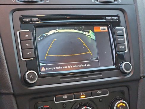 Used 2014 Volkswagen Jetta TDI image 24