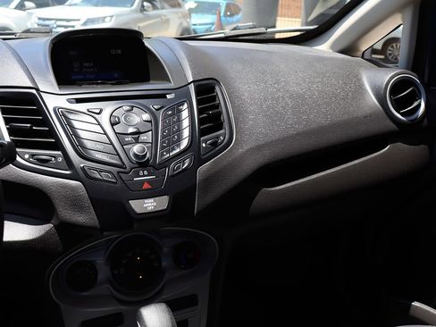 Used 2019 Ford Fiesta SE FWD image 43