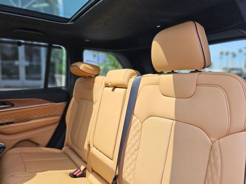 New 2026 Jeep Grand Cherokee Summit AWD/4WD image 23