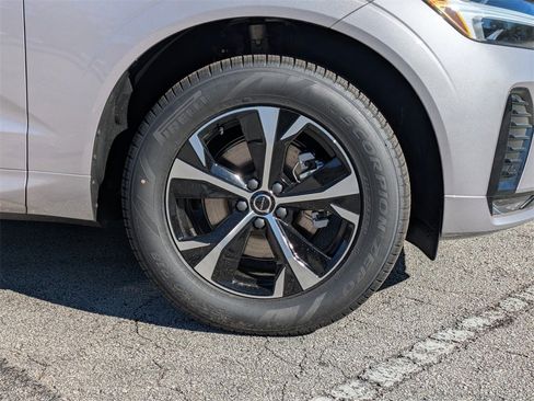 New 2026 Volvo XC60 B5 Core image 11