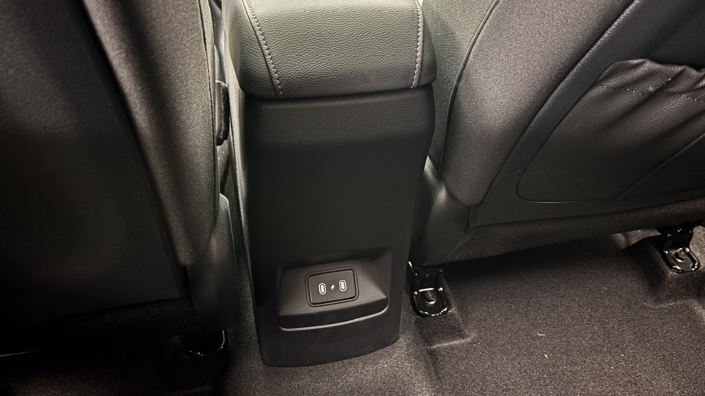 Used 2025 Kia Soul EX FWD image 30