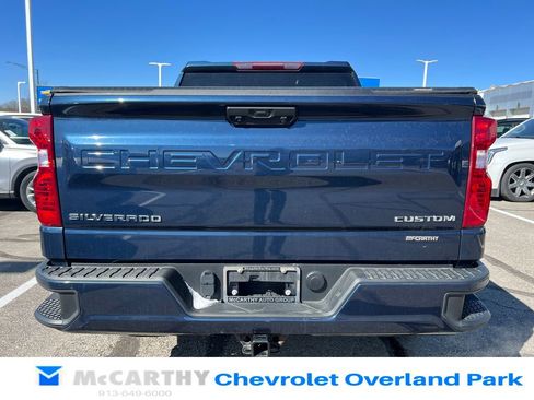 Used 2022 Chevrolet Silverado 1500 Custom image 4