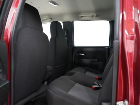 Used 2011 Chevrolet Colorado LT AWD/4WD image 17