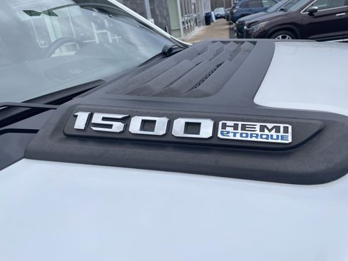 Used 2022 RAM 1500 Laramie w/ Sport Appearance Package image 10