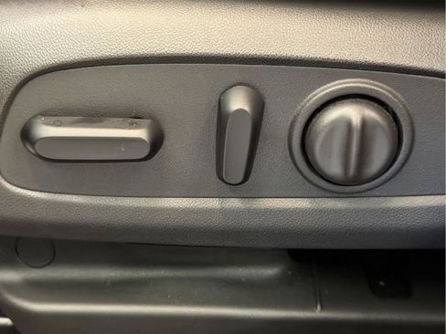 Certified 2024 Buick Envista Sport Touring w/ Convenience I Package FWD image 36