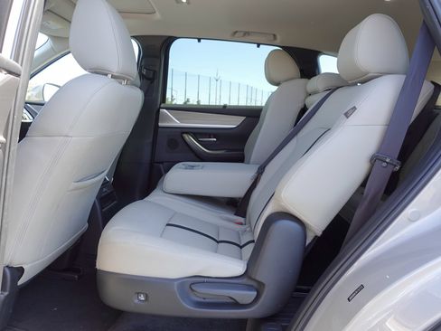 Used 2024 MAZDA CX-90 Plug-In Hybrid w/ Preferred AWD/4WD image 14
