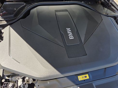 New 2026 BMW i5 eDrive40 w/ M Sport Package RWD image 16