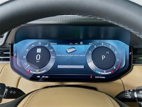 New 2025 Land Rover Range Rover Long Wheelbase SE image 13