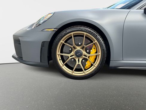 Used 2026 Porsche 911 GT3 w/ Chrono Package RWD image 12