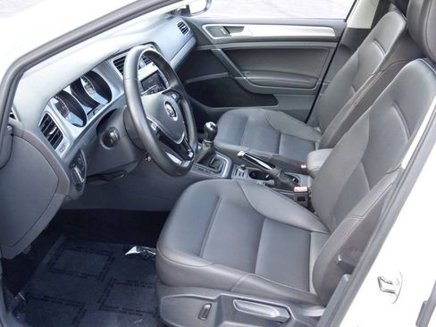 Used 2015 Volkswagen Golf TDI S FWD image 56